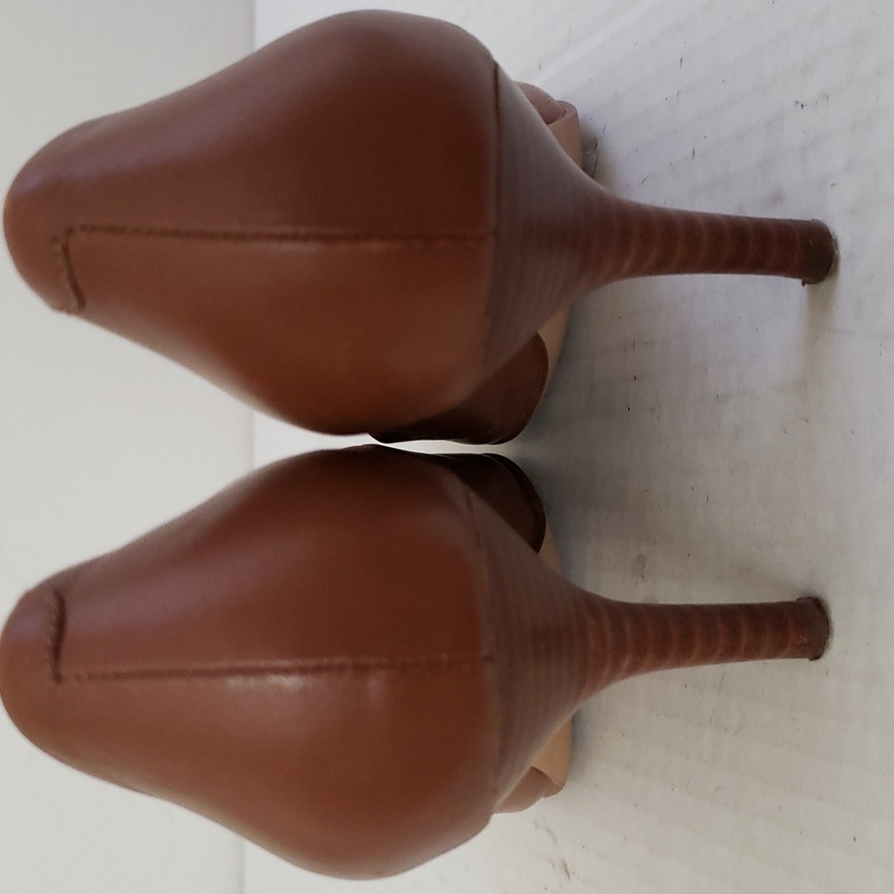 Coach Leather Pumps - Picture 4 of 14
